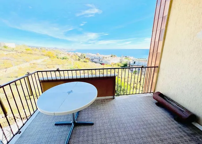 Semeria 236 - Vista Mare